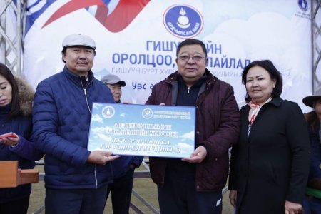 Ардчилсан намын дарга С.Эрдэнэ баруун аймгуудаар ажиллав