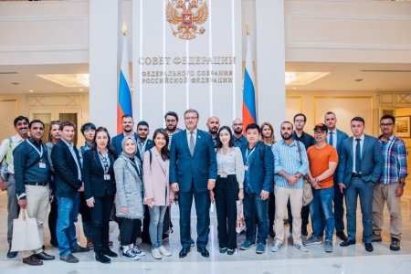 Яаж 2020 оны “Шинэ үе” хөтөлбөрийн оролцогч болох вэ: гадаад орнуудын залуу лидеруудэд зориулсан удирдамж