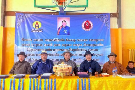 Аваргын шанадас бөхийн холбооны хаврын нээлтийн барилдаан амжилттай зохион байгууллагдлаа.