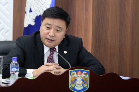 Улаанбаатар хотын 2018 оны төсвийн эцсийн хэлэлцүүлгийг НИТХ-аар хэлэлцэж байна