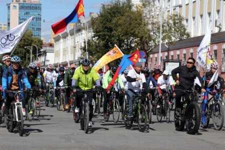 “Цэвэр агаартай-aвтомашингүй өдөр” болж байна