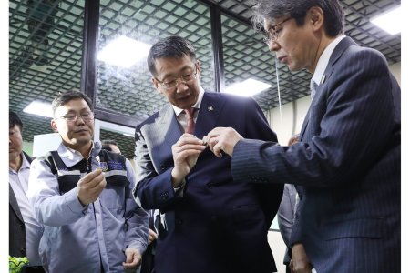 ШУТИС 5 ШИНЭ ЛАБОРАТОРИТОЙ БОЛЛОО