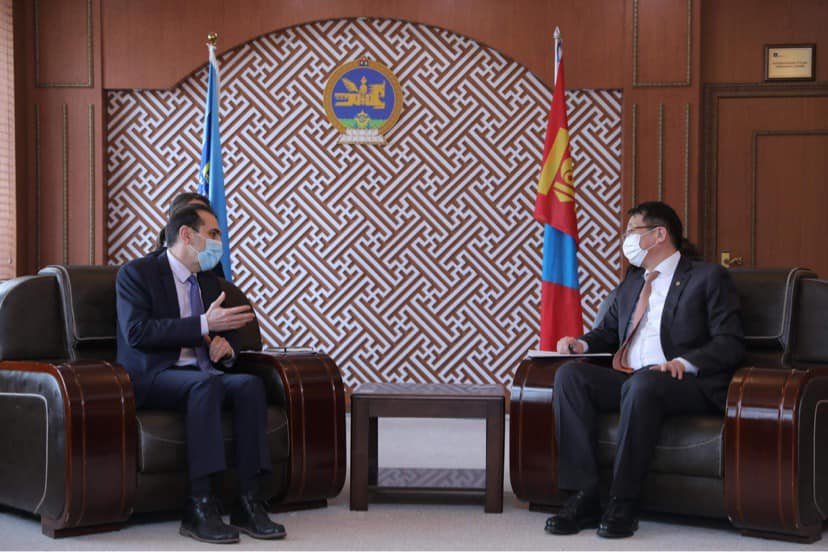 Дэлхийн банк боловсролын хоцрогдлыг арилгах төслийг дэмжиж ажиллахаа илэрхийлэв