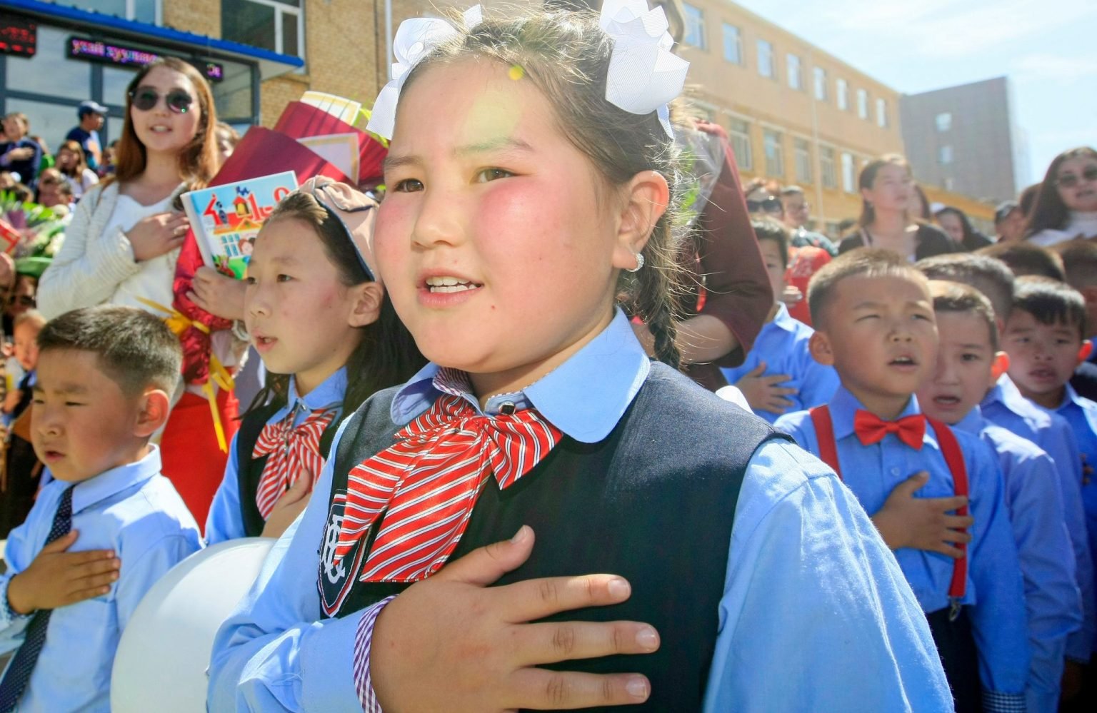 “Төрийн дууллаа хүндэтгэн дуулж, төрт ёсоо дээдэлье