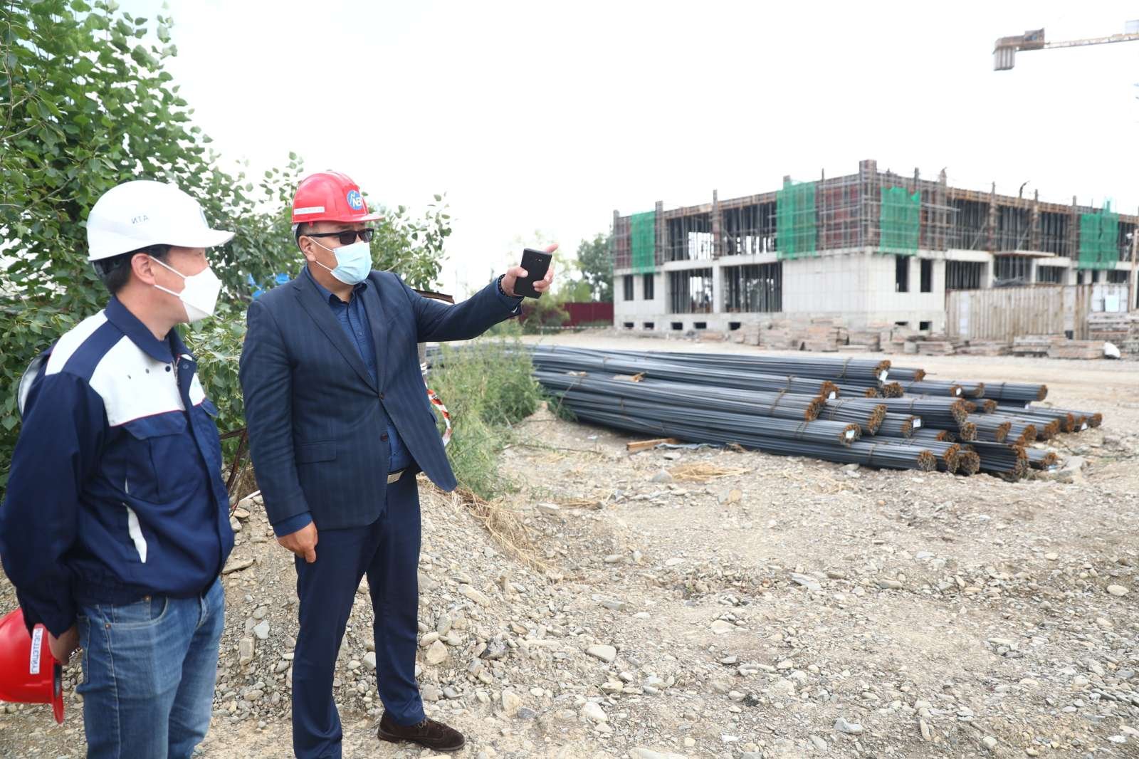 ШИНЖЛЭХ УХААН, ИННОВАЦИЙН КЛАСТЕРИЙН БАРИЛГЫН АЖИЛ 20 ХУВЬТАЙ БАЙНА