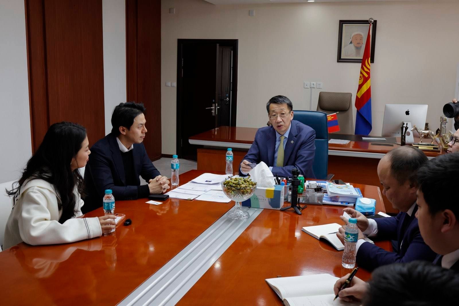 MEETING HELD WITH SEONGHWAN CHO, MANAGER OF STARLINK