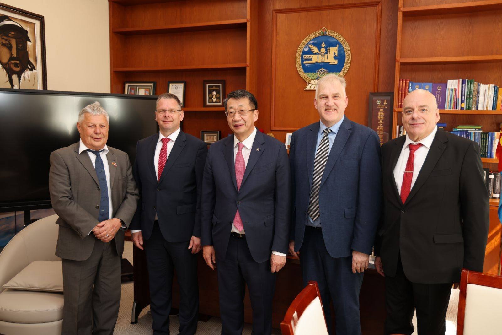 MEETING HELD WITH REPRESENTATIVES FROM GERMANY'S FAV ORGANIZATION