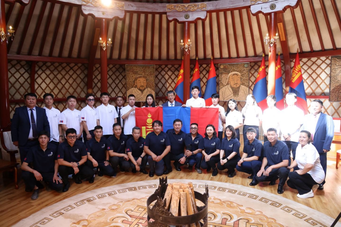 MINISTER L. ENKH-AMGALAN PRESENTS THE MONGOLIAN STATE FLAG TO THE WORLDSKILLS 2026 TEAM