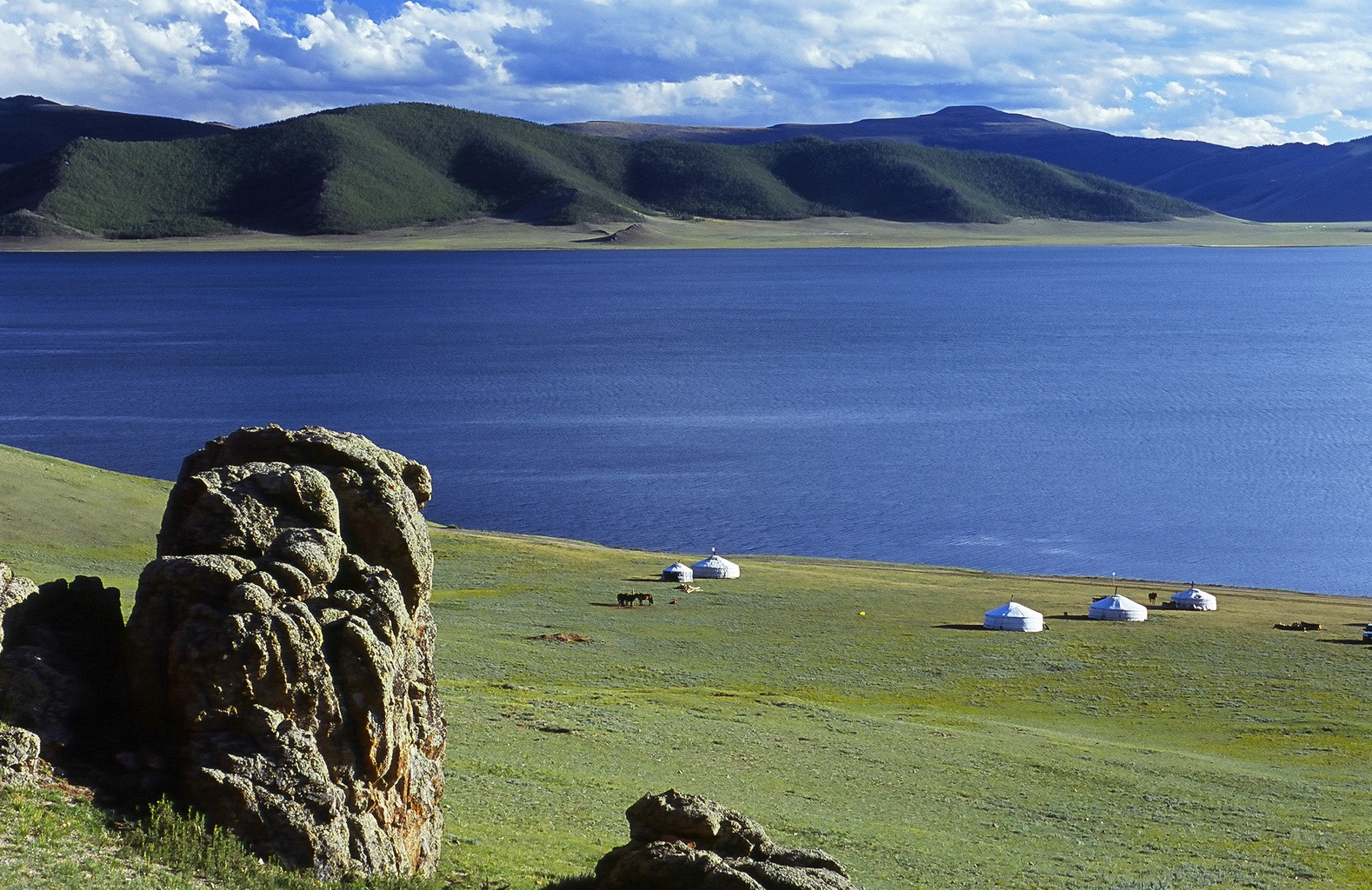 Tour Key: CM-3 Central Mongolian tour 