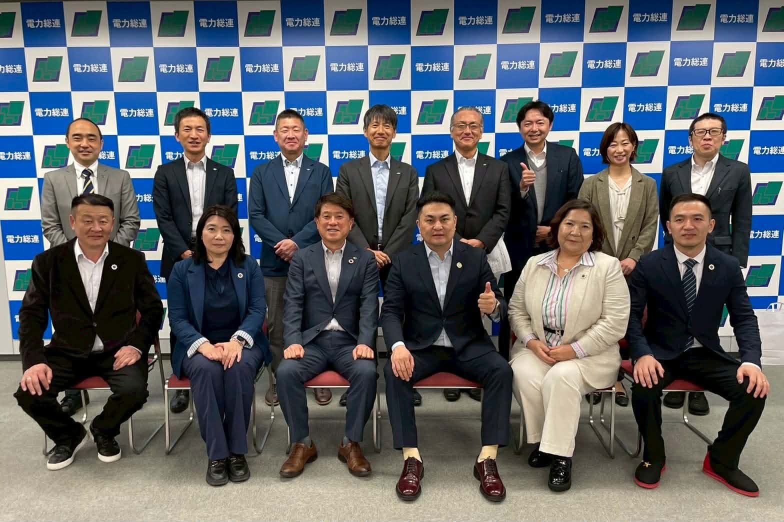 ДЭНРЁКҮСООРЭНИЙ УРИЛГААР САЛБАРЫН ҮЭ-ИЙН ХОЛБООНЫ ТӨЛӨӨЛӨГЧИД ЯПОН УЛСАД АЖИЛЛААД ИРЛЭЭ