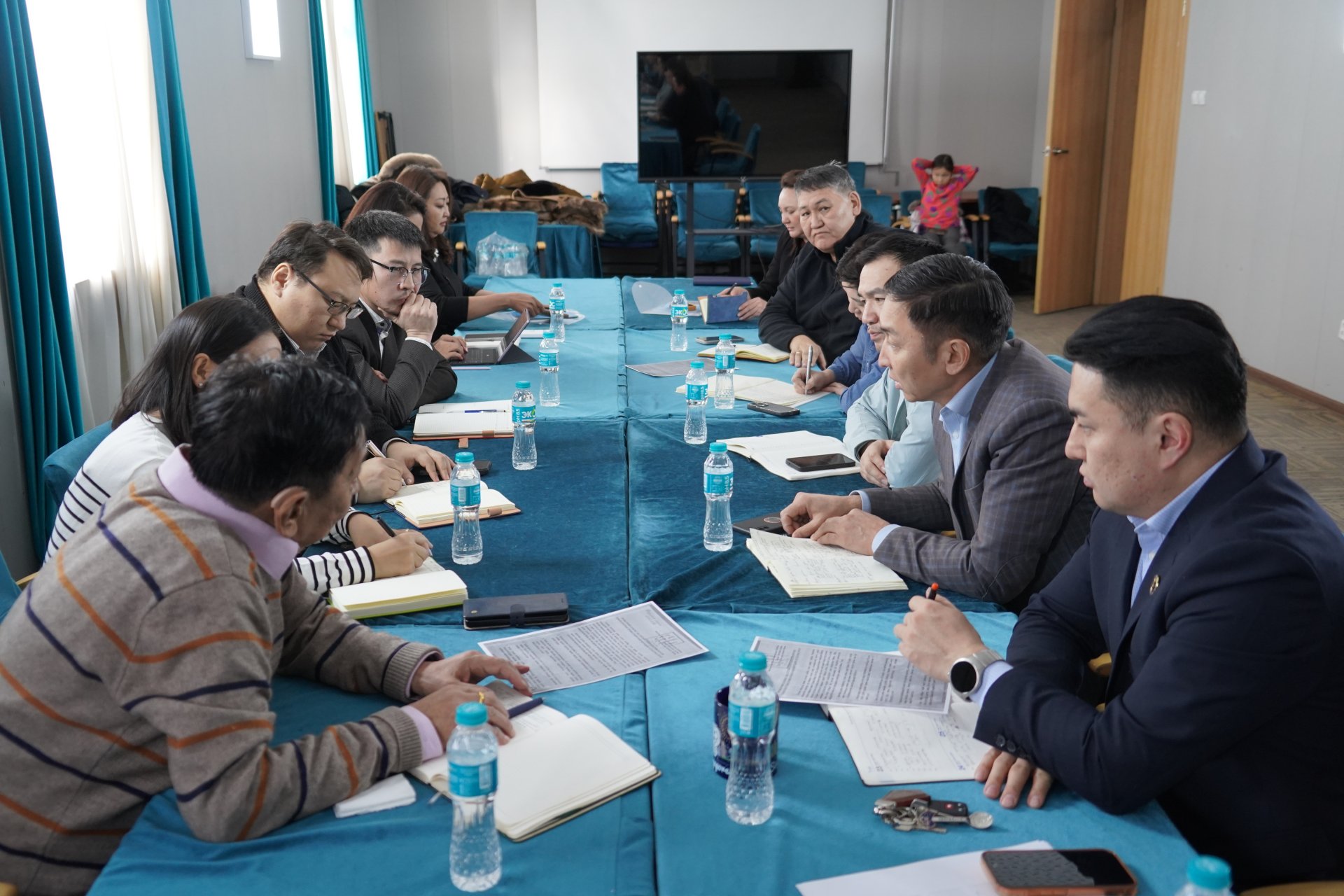 МОНГОЛЫН ЭРЧИМ ХҮЧНИЙ ИНЖЕНЕРҮҮДИЙН ХОЛБООНЫ УДИРДЛАГУУДТАЙ УУЛЗАЖ, ХАМТРАН АЖИЛЛАХААР БОЛОВ 