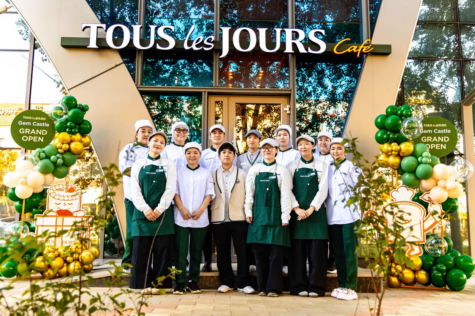 TOUS les JOURS – Gem Castle шинэ салбар нээлээ