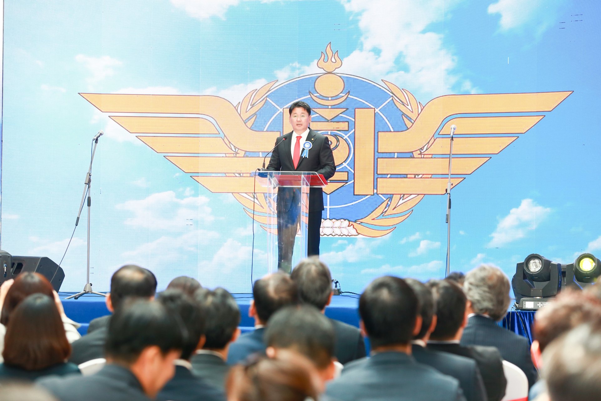 Шинэ нисэх буудлын менежментийг Монгол, Японы хамтарсан компани хариуцна
