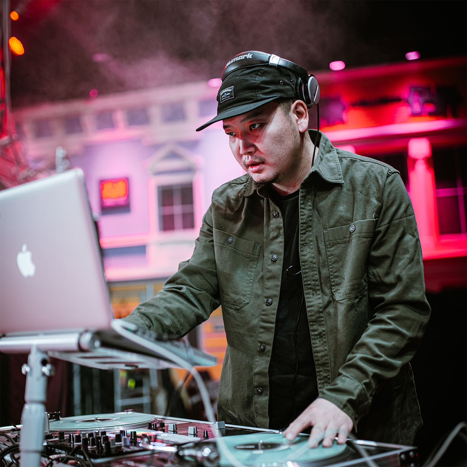 DJ CRAZY TUK