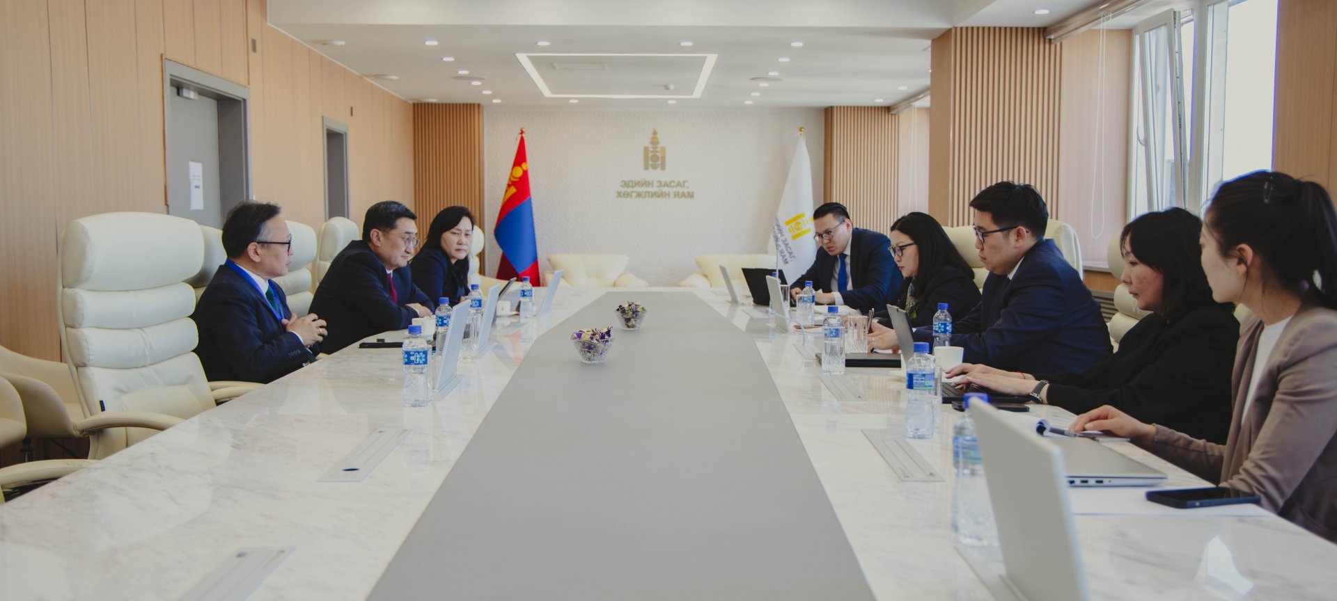 Усны нөөцийн тогтвортой менежментийг бэхжүүлэх, тулгамдсан асуудлуудыг шийдвэрлэхээр тохиролцов