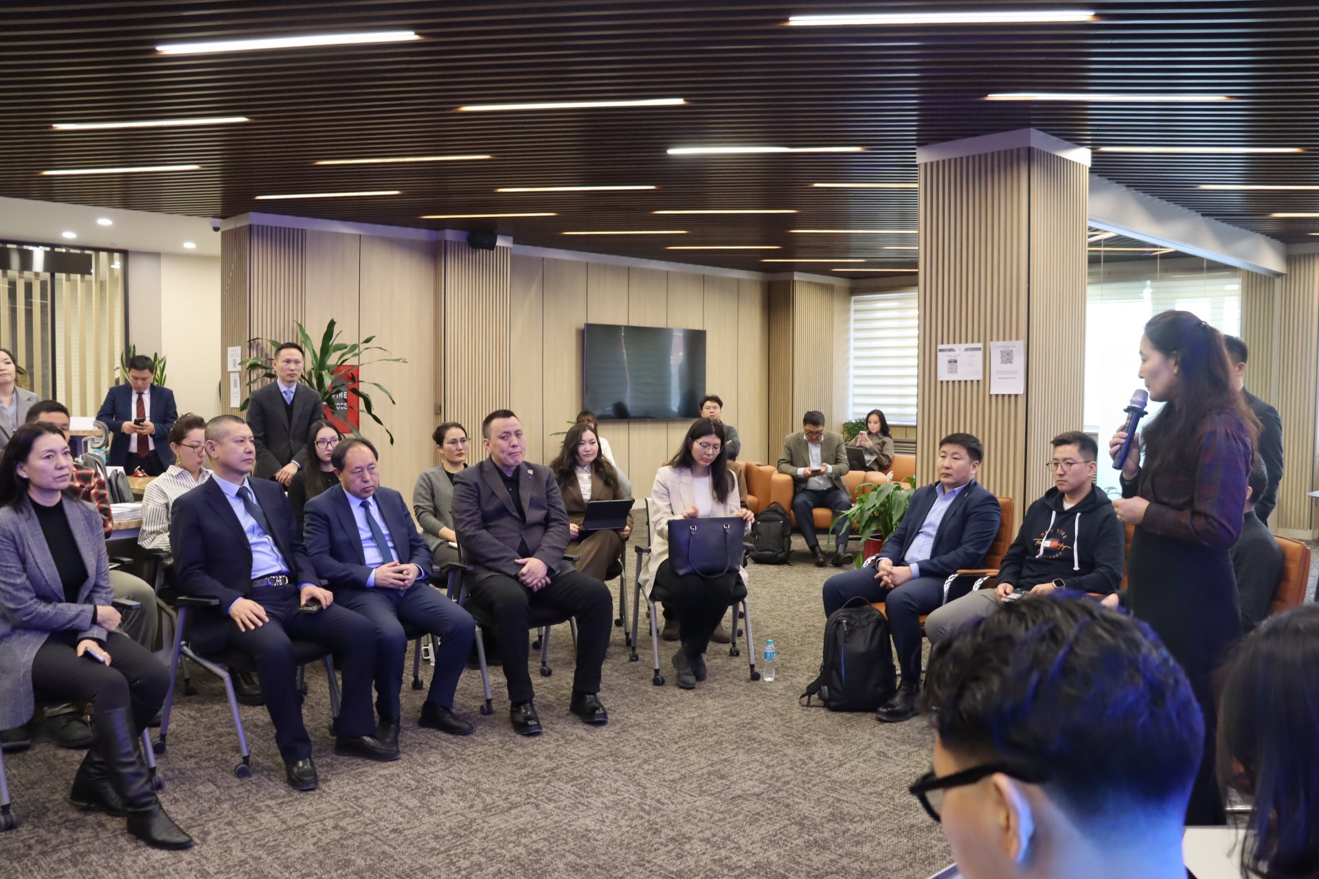 “АШИГТ МАЛТМАЛЫН ТУСГАЙ ЗӨВШӨӨРЛИЙН ЭРХ БОРЛУУЛСАН, ШИЛЖҮҮЛСНИЙ ТАТВАР”  НЭЭЛТТЭЙ ХЭЛЭЛЦҮҮЛЭГ БОЛЛОО