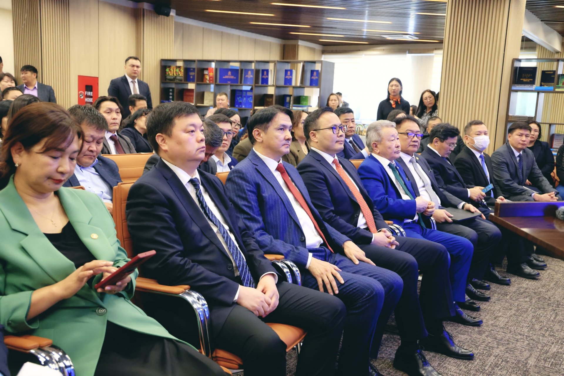 “СУДАЛГАА, ХӨГЖҮҮЛЭЛТИЙН ҮР ДҮНГ ЭДИЙН ЗАСГИЙН ЭРГЭЛТЭД ОРУУЛАХ” АРГА ХЭМЖЭЭНИЙ НЭЭЛТ БОЛОВ