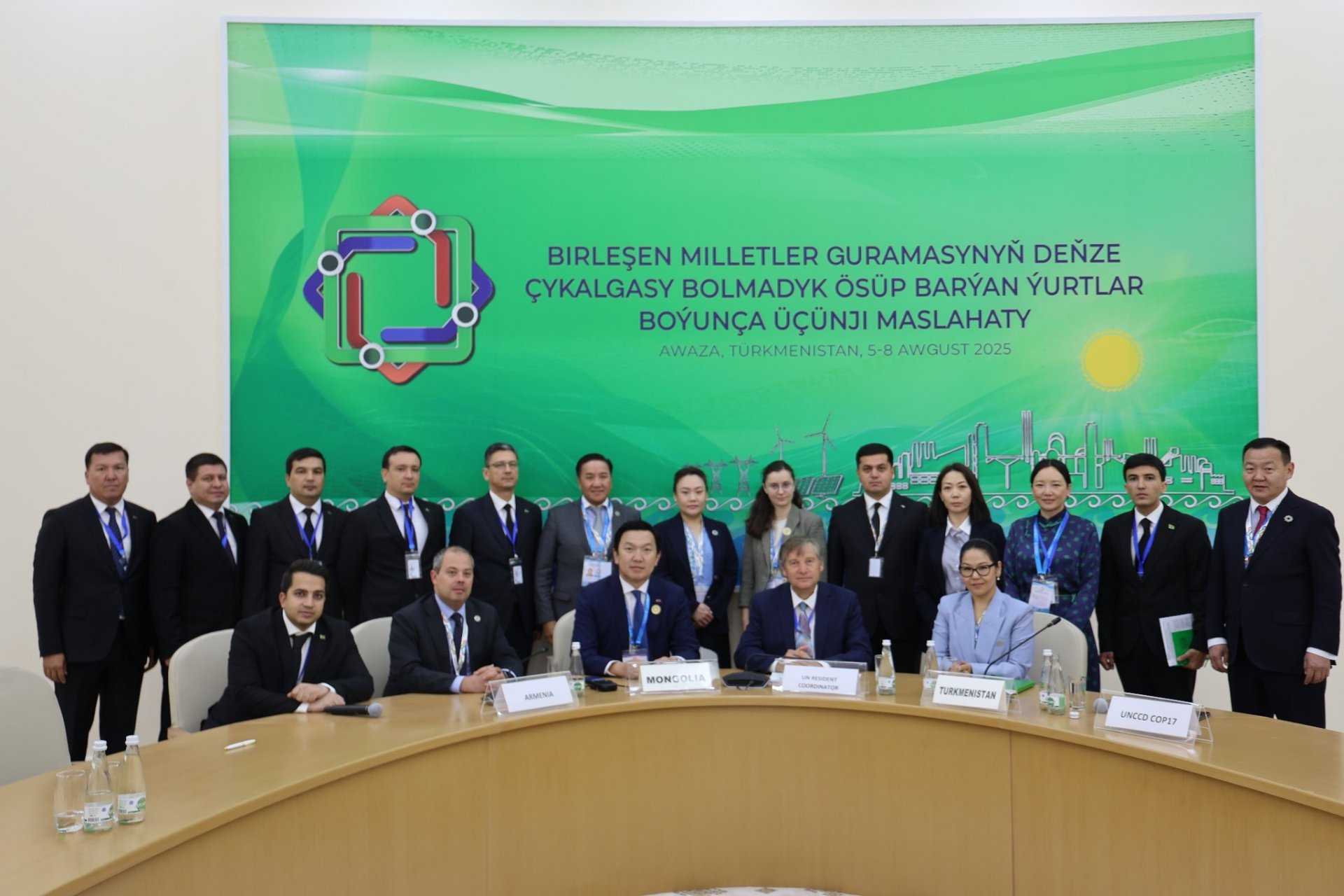 Тэргүүн шадар сайд Н.Учрал: Монгол улс COP17 хүлээн авагч улсын хувьд тогтвортой хөгжил, бүс нутгийн хамтын ажиллагааг бэхжүүлнэ.