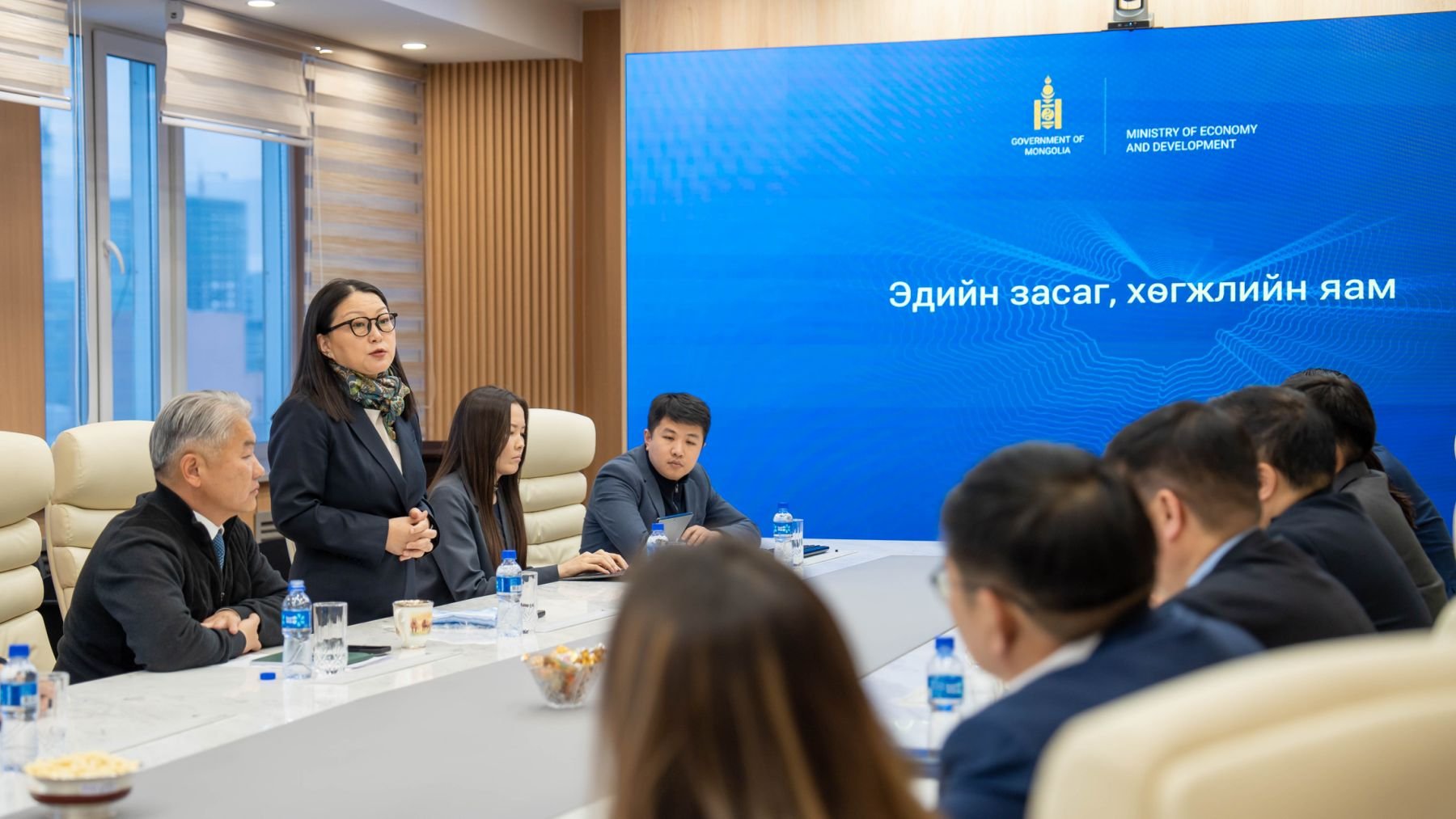 Эдийн засаг, хөгжлийн дэд сайд Содномдаржаагийн Даваасүрэн ажлаа хүлээж авлаа 