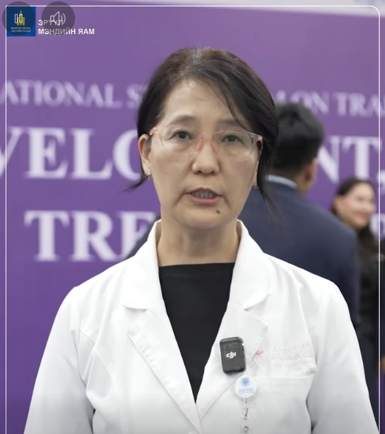 Эмч ЗӨВЛӨЖ байна.