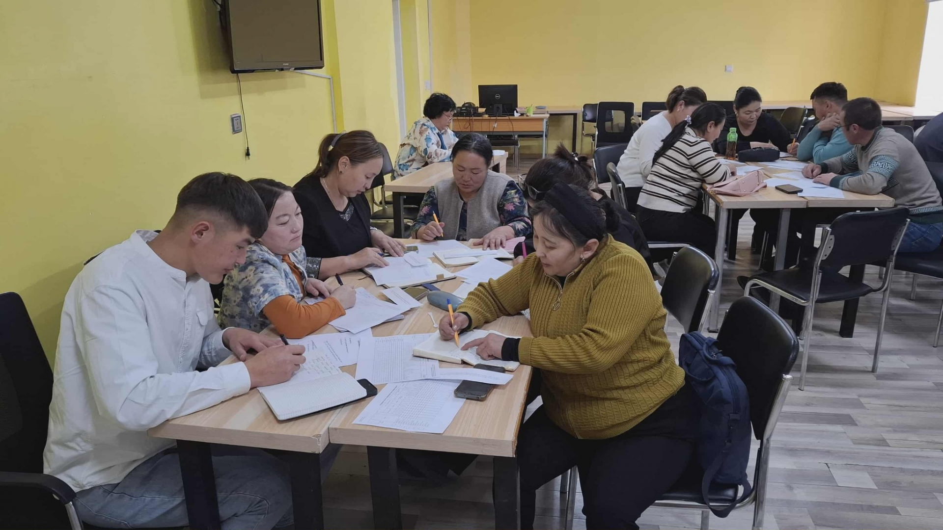 Эх хүүхдийн тусламж үйлчилгээний мэдлэгийг сайжруулах 2-дахь ээлжийн сургалт зохион байгуулагдлаа