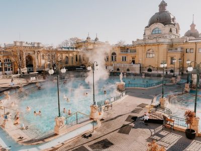 Bath Budapest