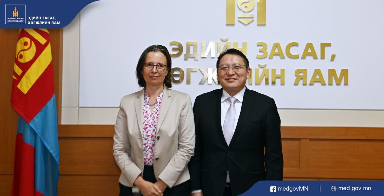WORKS WITH THE WORLD BANK FOR OPTIMIZING THE OPERATION OF THE MINISTRY OF ECONOMY AND DEVELOPMENT AND IMPROVING PRODUCTIVITY IN LINE WITH  THE NEW RECOVERY POLICY’S GOVERNMENT PRODUCTIVITY PILLAR.