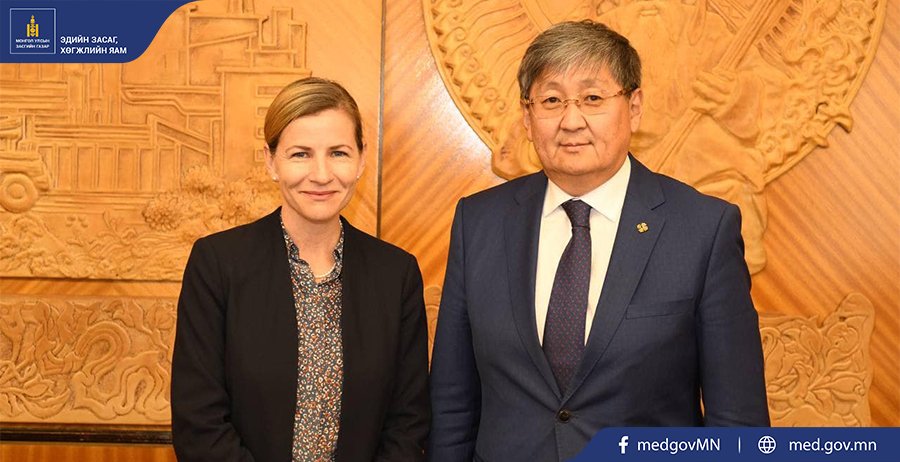 MR.CH.KHURELBAATAR, MINISTER OF ECONOMY AND DEVELOPMENT, RECEIVED MS.KATIE SMITH, AMBASSADOR EXTRAORDINARY AND PLENIPOTENTIARY OF AUSTRALIA TO MONGOLIA, AND OTHER OFFICIAL REPRESENTATIVES