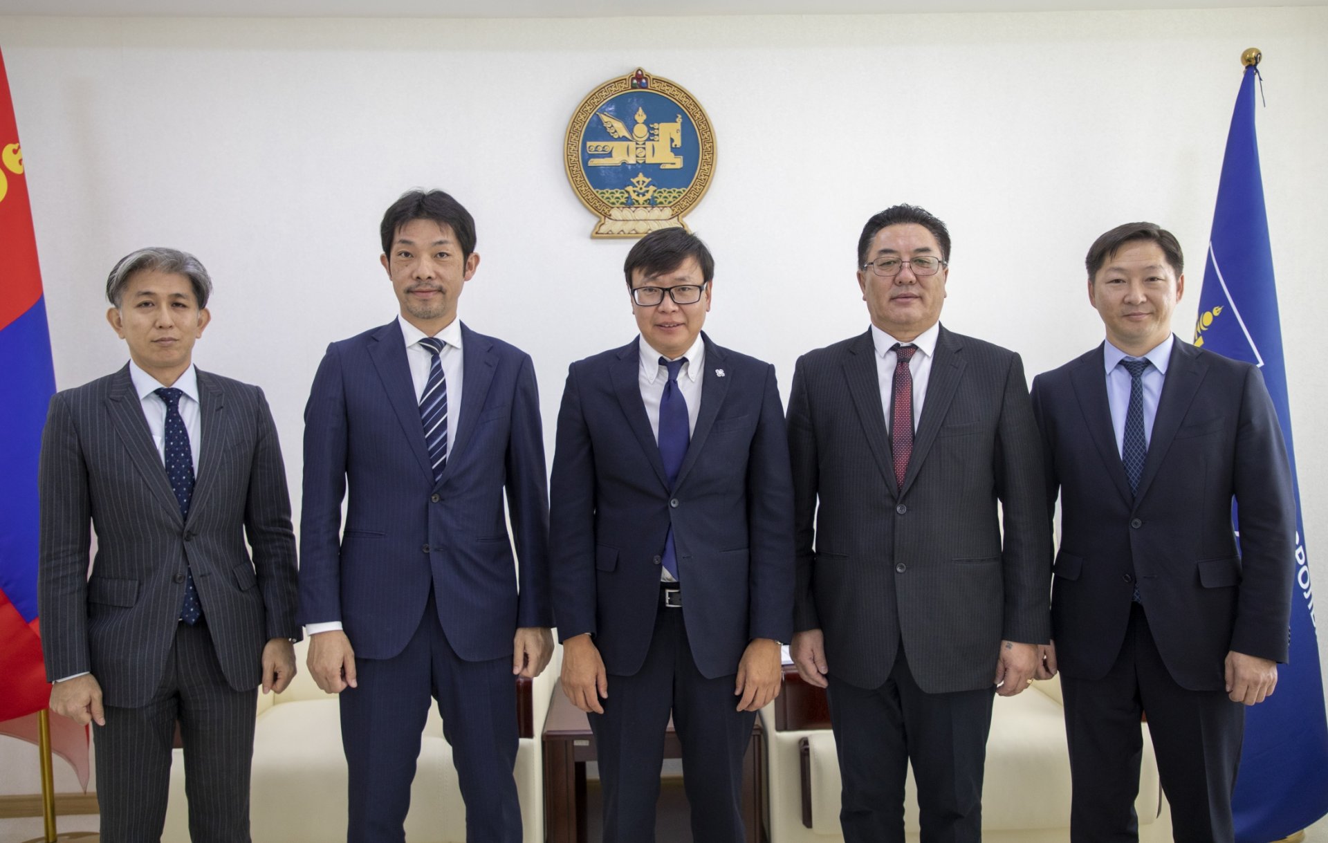 ᠮᠣᠩᠭᠣᠯ ᠶᠠᠫᠤᠨ ᠤ᠋ ᠡᠮᠨᠡᠯᢉᠡ᠂ ᠢᠨ᠋ᠵᠧᠨᠧᠷ᠂ ᠲᠧᠻᠨᠣᠯᠣᢉᠢ ᠶ᠋ᠢᠨ ᠳᠡᢉᠡᠳᠦ ᠪᠣᠯᠪᠠᠰᠤᠷᠠᠯ ᠤ᠋ᠨ ᠲᠥᠰᠦᠯ ᠦ᠋ᠨ ᠲᠠᠯ᠎ᠠ ᠪᠠᠷ ᠰᠠᠨᠠᠯ ᠰᠣᠯᠢᠯᠴᠠᠪᠠ