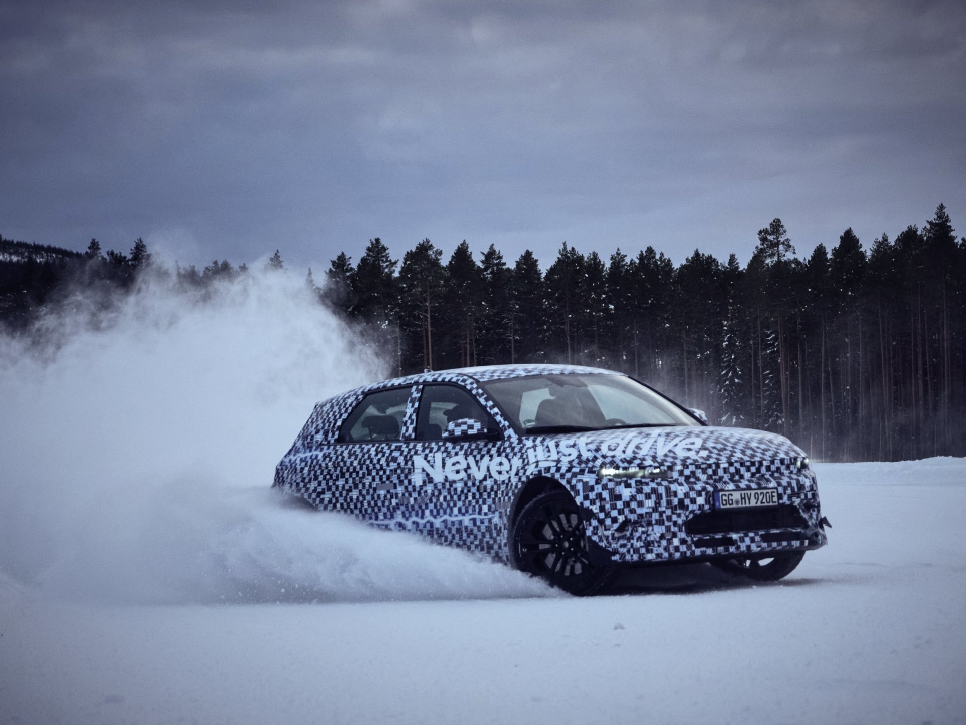 -30° Celsius North! Hyundai’s IONIQ 5 N High-performance EV Prototype Conquers Extreme Arctic Environment
