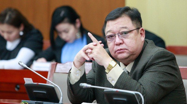 С.Эрдэнэ АН-ын гишүүдийн хандивласан мөнгийг АН-аасаа харамлаад таг болжээ