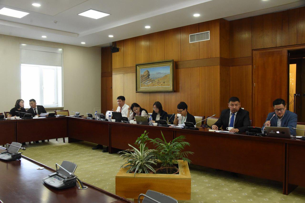 Ажлын дэд хэсэг хуралдлаа