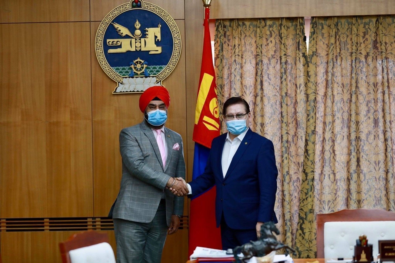 Энэтхэг улсруу ирэх долоо хоногт захиалгат нислэгүйлдэнэ