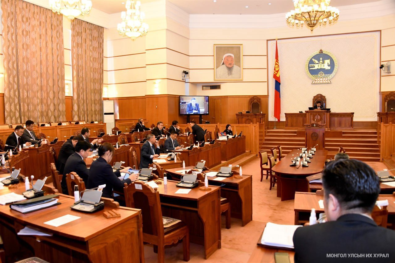 “Төрөөс мөнгөний бодлогын талаар 2023 онд баримтлах үндсэн чиглэл батлах тухай” Улсын Их Хурлын тогтоолын төслийг баталлаа
