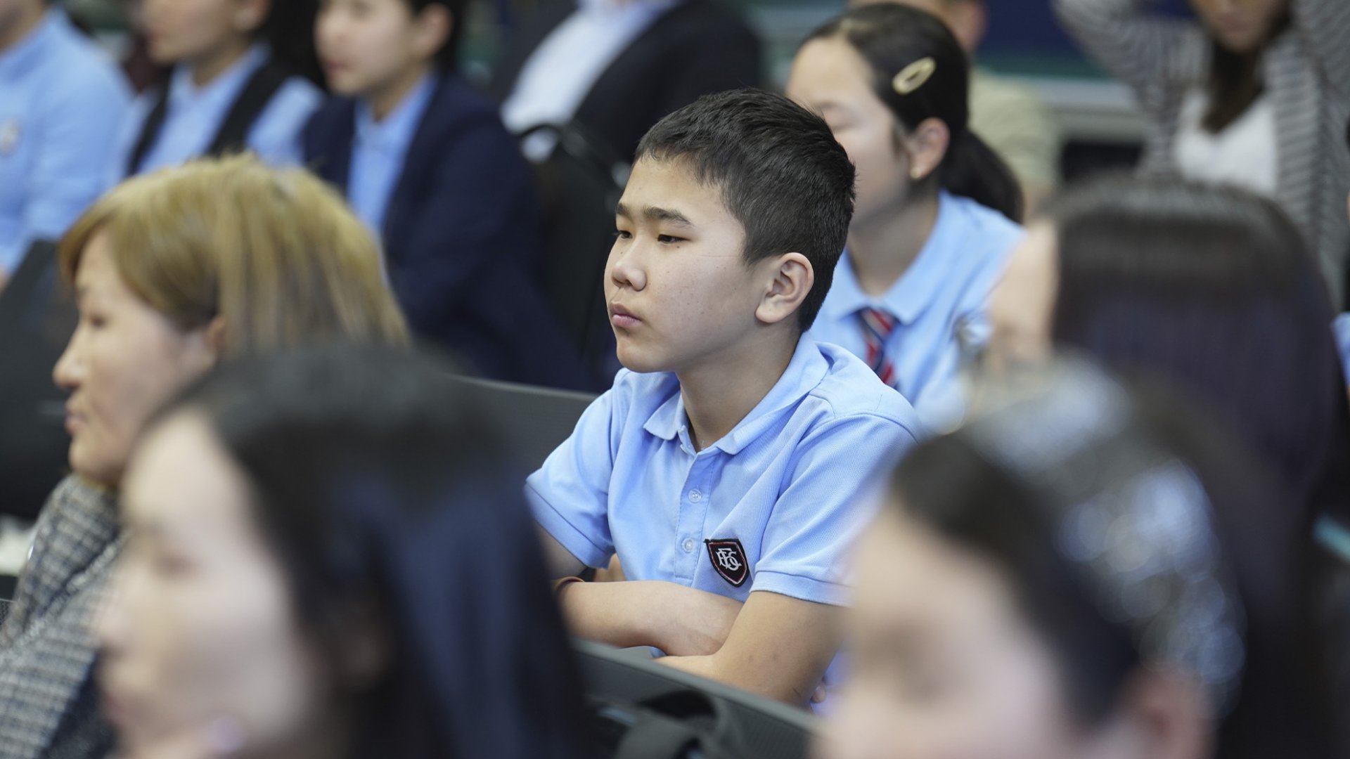 СХД-ийн 122 дугаар сургууль хийн халаагуурт шилжлээ