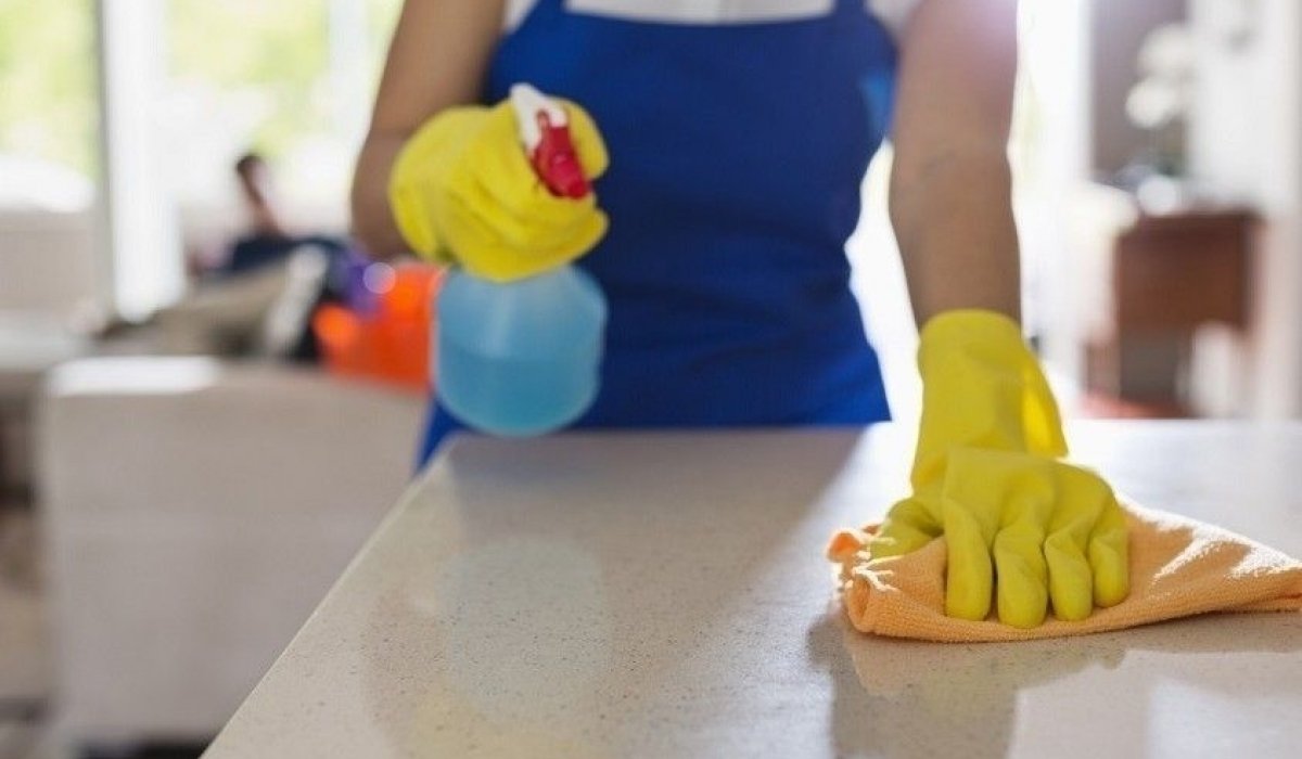 7950 аж ахуй нэгжид ариутгал халдваргүйтгэл хийжээ