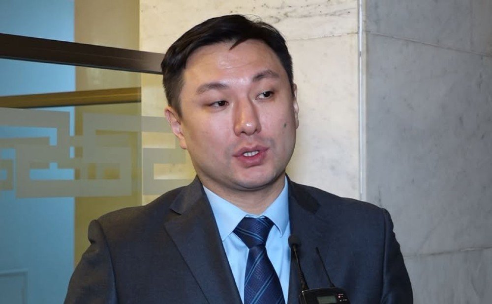 Аж ахуйн нэгжүүдийн зүгээс АИ-95 шатахууныг литр тутамд 1000 төгрөгөөр нэмэх санал ирүүлсэн гэв