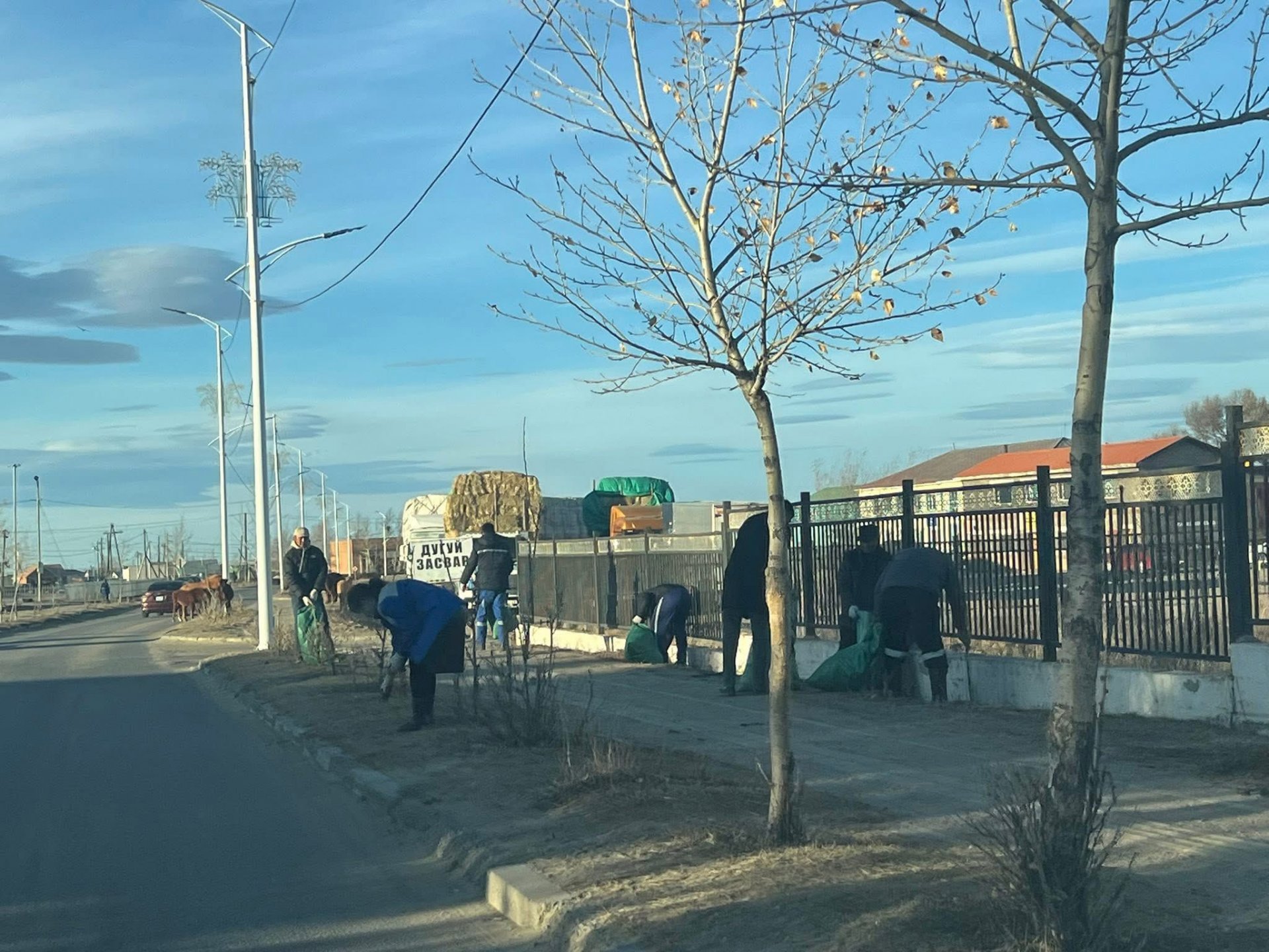 БҮХ НИЙТИЙН ХОГ ЦЭВЭРЛЭГЭЭ ЯВАГДАЖ БАЙНА!