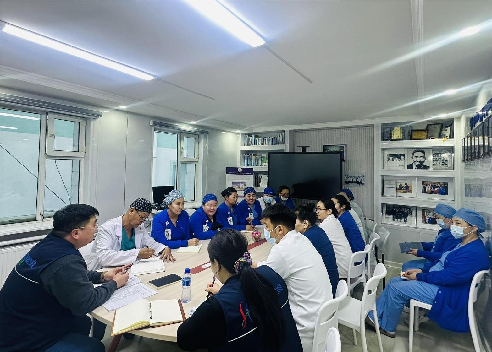 Анхан шатны эрүүл мэндийн байгууллагуудад дэмжлэгт хяналт,  үнэлгээ хийгдэж байна. 