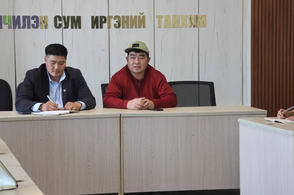 ХУДАЛДАН АВАХ АЖИЛЛАГААНЫ ГАЗРЫН АЖЛЫН ХЭСЭГ СУМАНД АЖИЛЛАЛАА