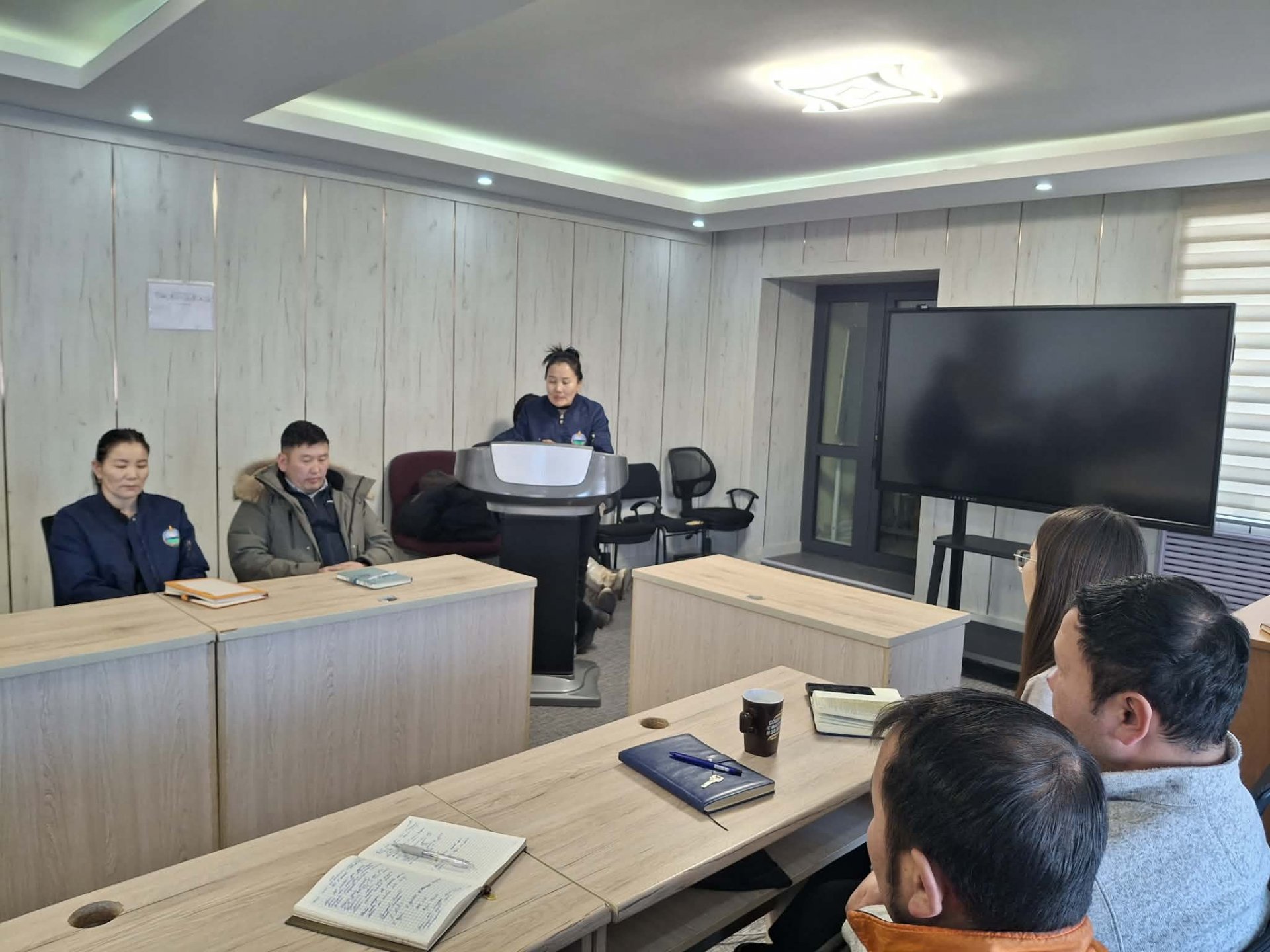 ӨРГӨТГӨСӨН ШУУРХАЙ ХУРЛЫГ ЗОХИОН БАЙГУУЛЛАА.