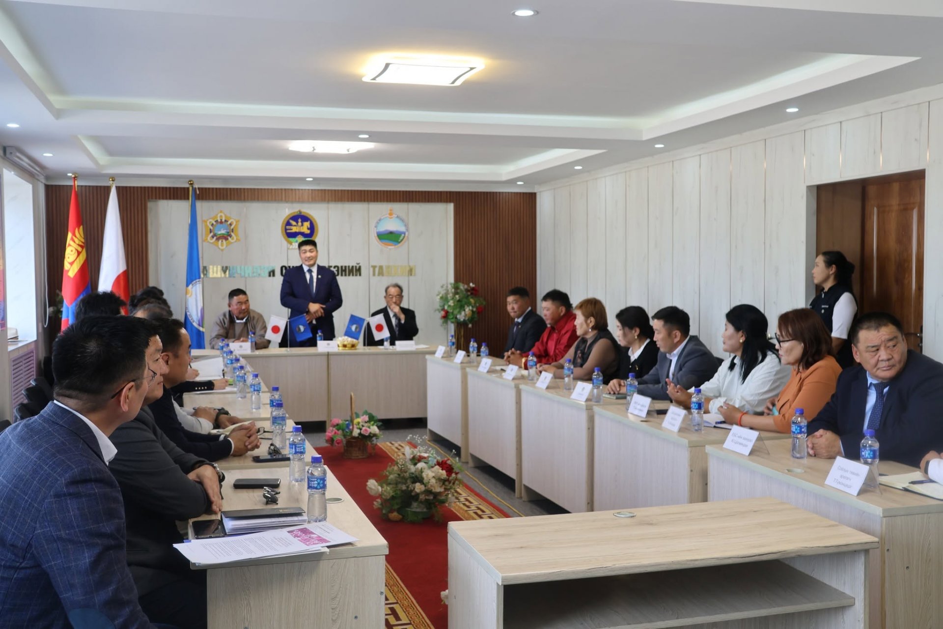 ЯПОН УЛСЫН ШИРАКО ХОТЫН ТӨЛӨӨЛӨГЧИД АЙЛЧИЛЛАА