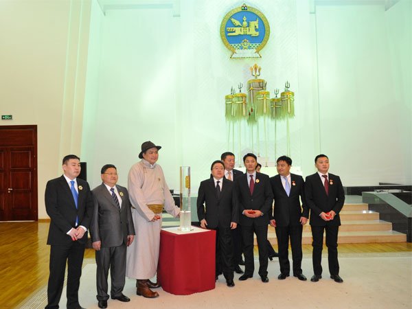 Ukhaa khudag complex honored with the "State Gerege" award