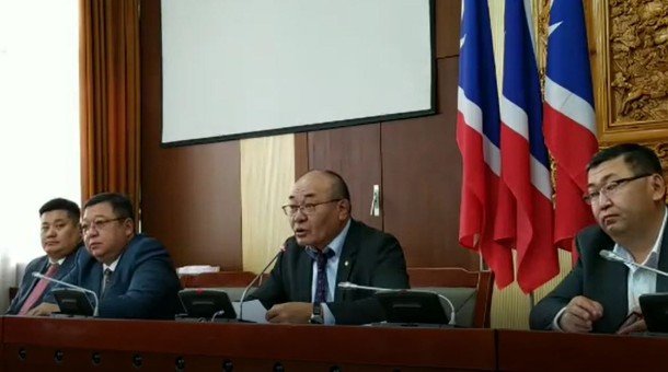Д.Эрдэнэтбат: Шахмал түлшний асуудлаар Засгийн газарт шаардах бичиг хүргүүлнэ