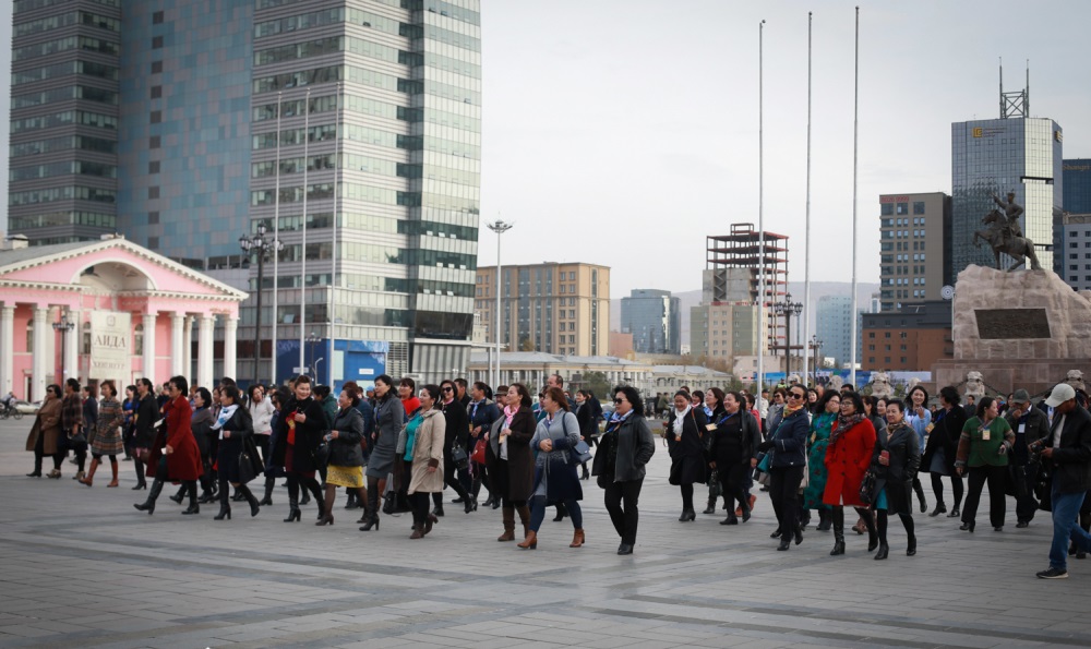 Багш нар ирэх даваа гарагаас хугацаагүй ажил хаяна