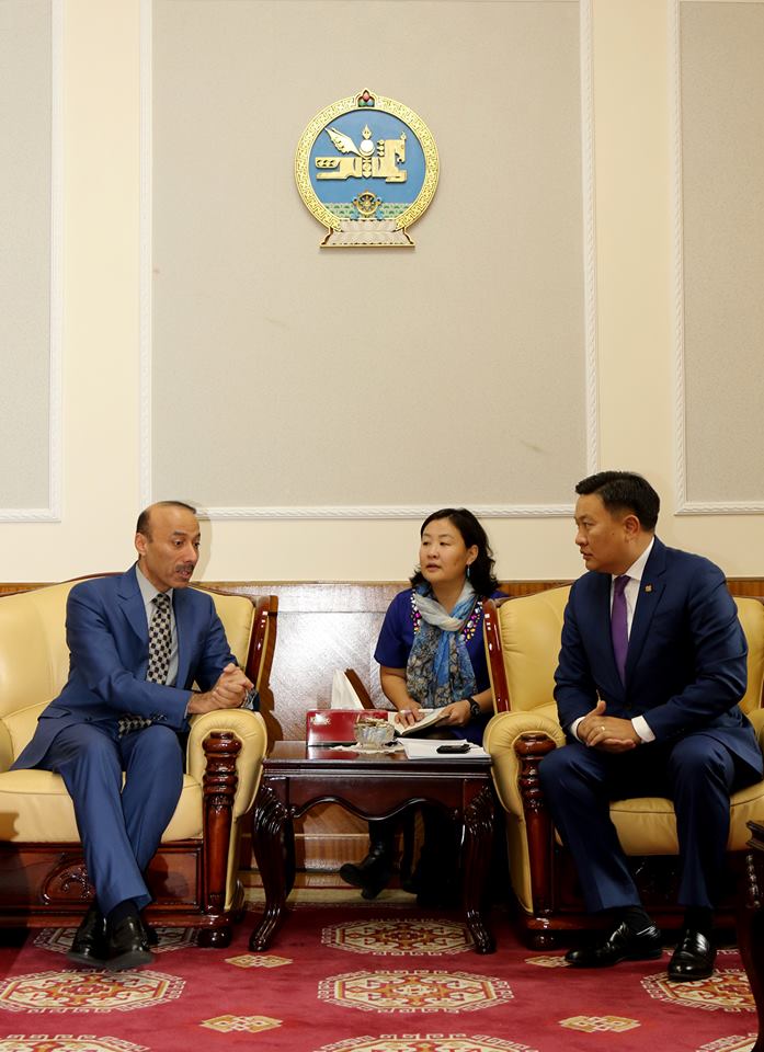 БОАЖ-ЫН САЙД Н.ЦЭРЭНБАТ КАТАРЫН ЭЛЧИН САЙДЫГ ХҮЛЭЭН АВЧ УУЛЗЛАА