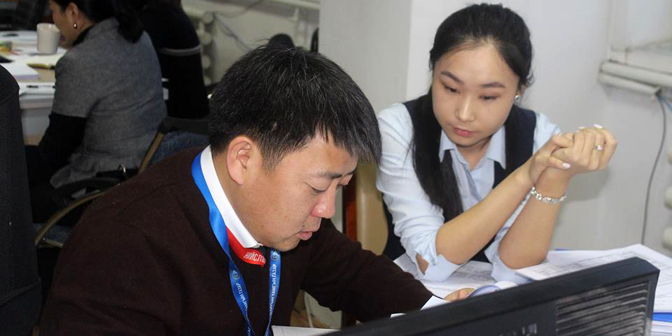 Налайх дүүргийн ЗДТГ-т Хяналт-шинжилгээ, үнэлгээ хийж байна