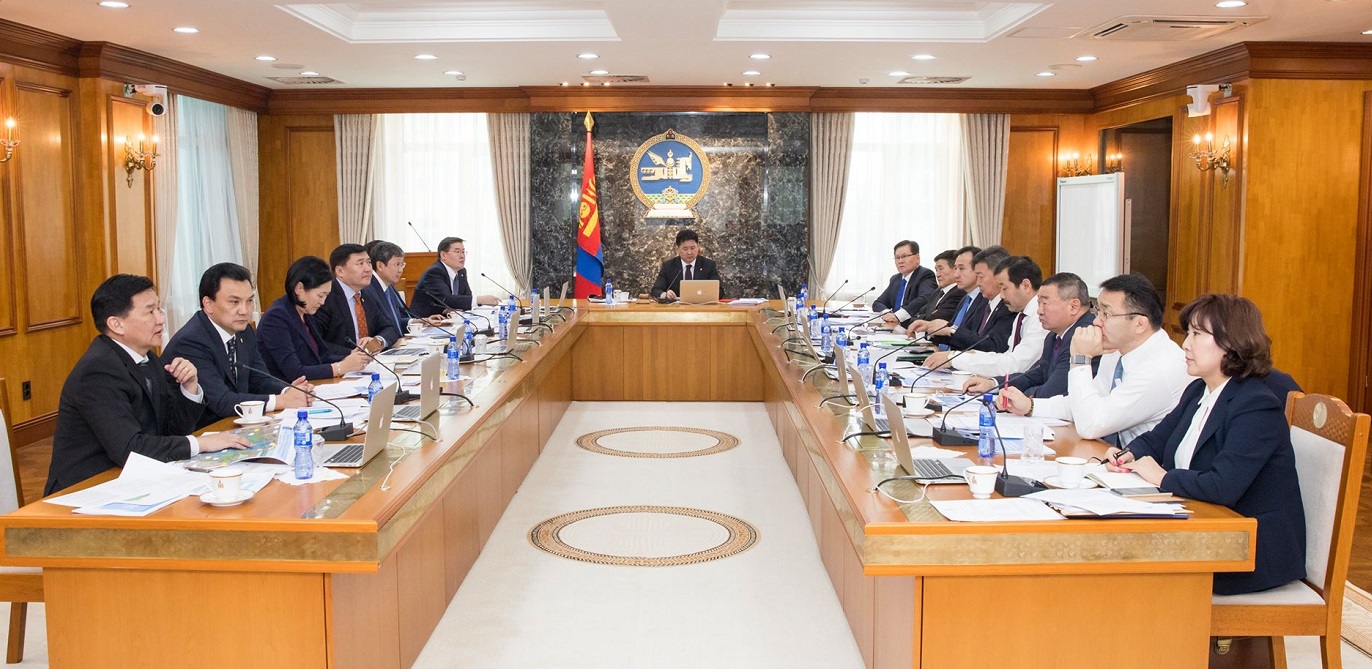 “Төрөөс газрын тосны салбарыг хөгжүүлэх талаар баримтлах бодлого”-ын баримт бичиг батлагдлаа