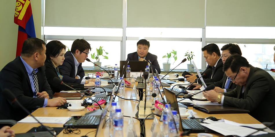 Нийслэлийн Засаг даргын зөвлөл хуралдлаа