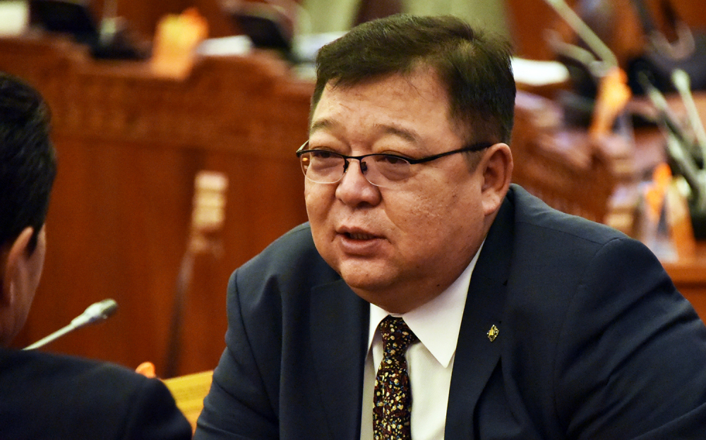 УИХ-ын гишүүн С.Эрдэнэ Ерөнхий сайдаас асуулга асуулаа